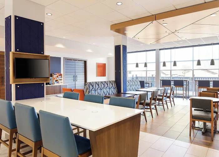 Holiday Inn Express & Suites Weatherford By Ihg
